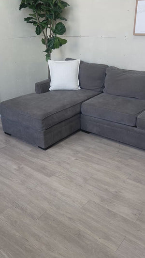 FREE DELIVERY! 🚚 - Gray Modern Microfiber Sectional Couch with Chaise